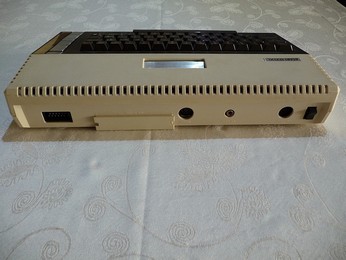 PAL Atari 800XL Rear